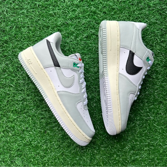 Nike Air Force 1 ‘07 Lv8 Light Silver / Black - Picture 11 of 14